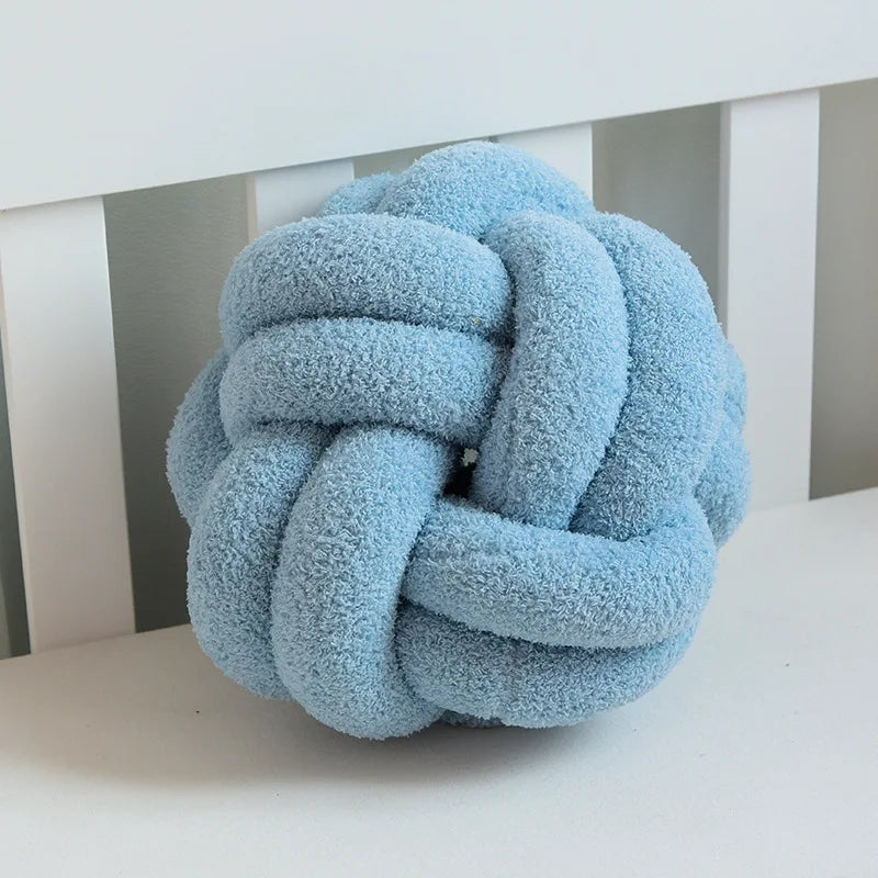 European Minimalist Pillows